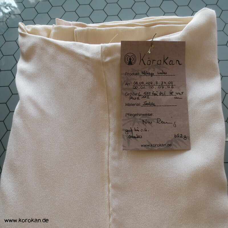Nakagi Iromuji Kimono, naturweißer Seidencrepe