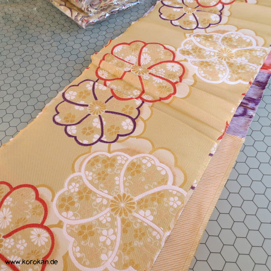 Ume gold Ichikura Brokat , Fukuro Obi Material