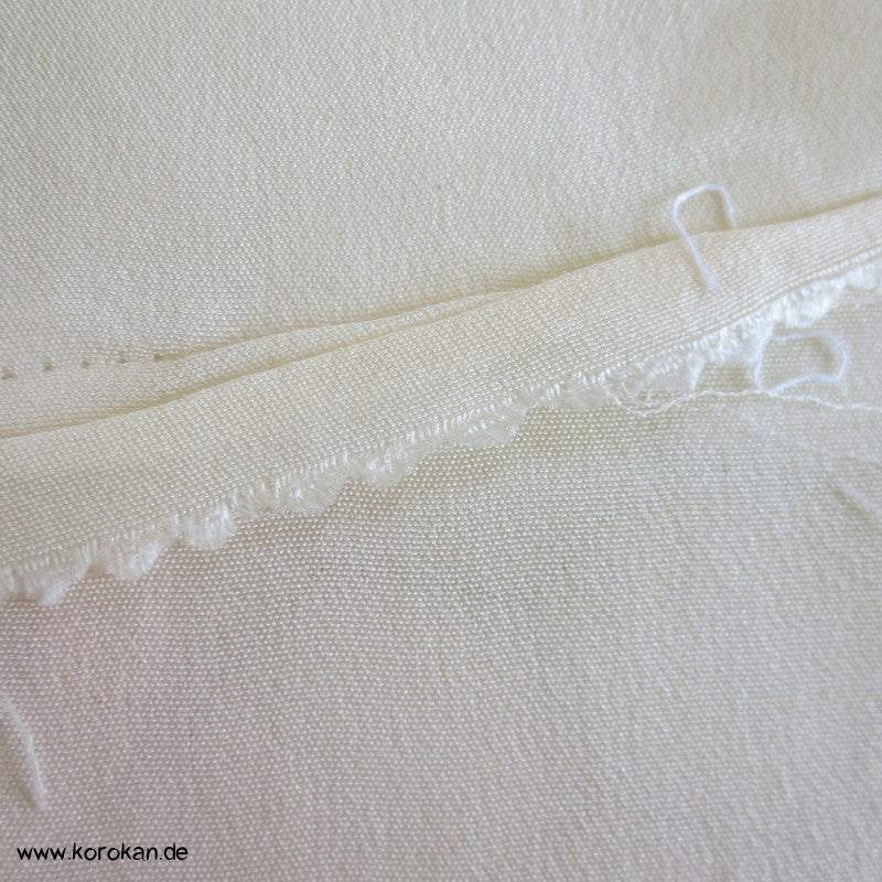 Ume Rinzu Seidendamast mit Farbverlauf für Juban Kimono