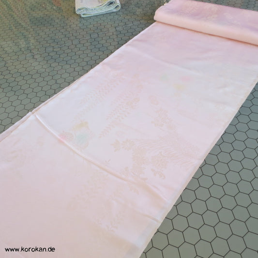 Wisteria und Wagen Juban Futterseide