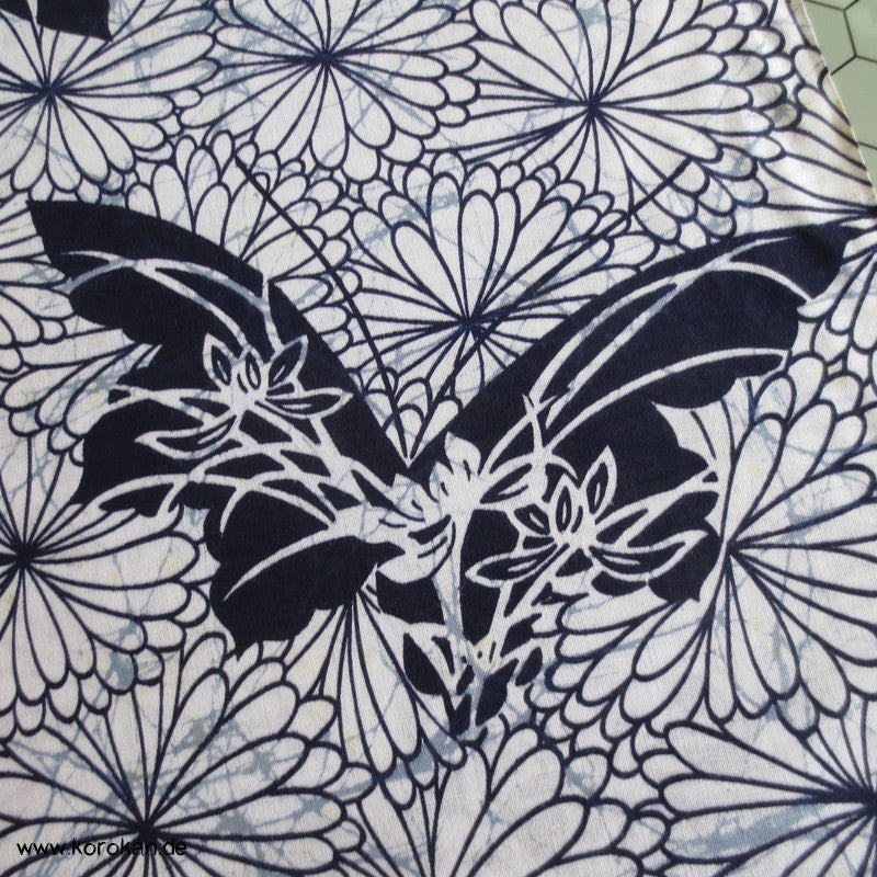 Schmetterlinge auf Kiku Chrysanthemen Yukata Kimono Baumwoll Stoff
