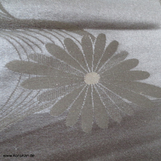 schwarz Wellen und Blüten Obi Seidendamast