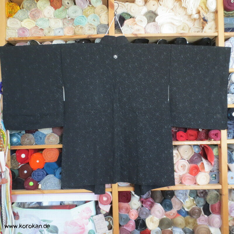kleine Gingko Blätter schwarze Haori