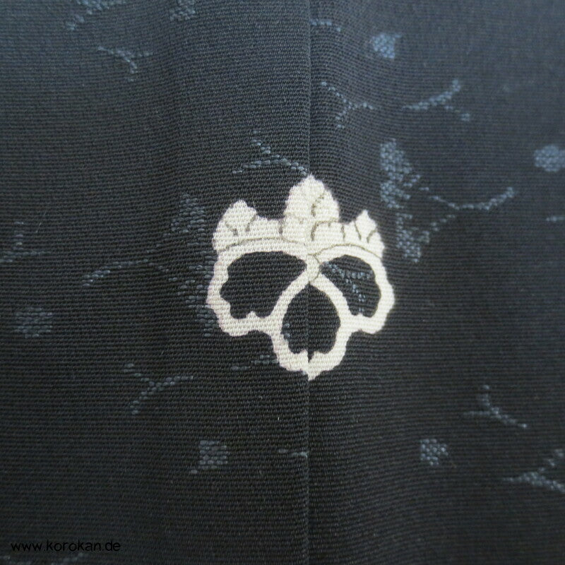 kleine Gingko Blätter schwarze Haori