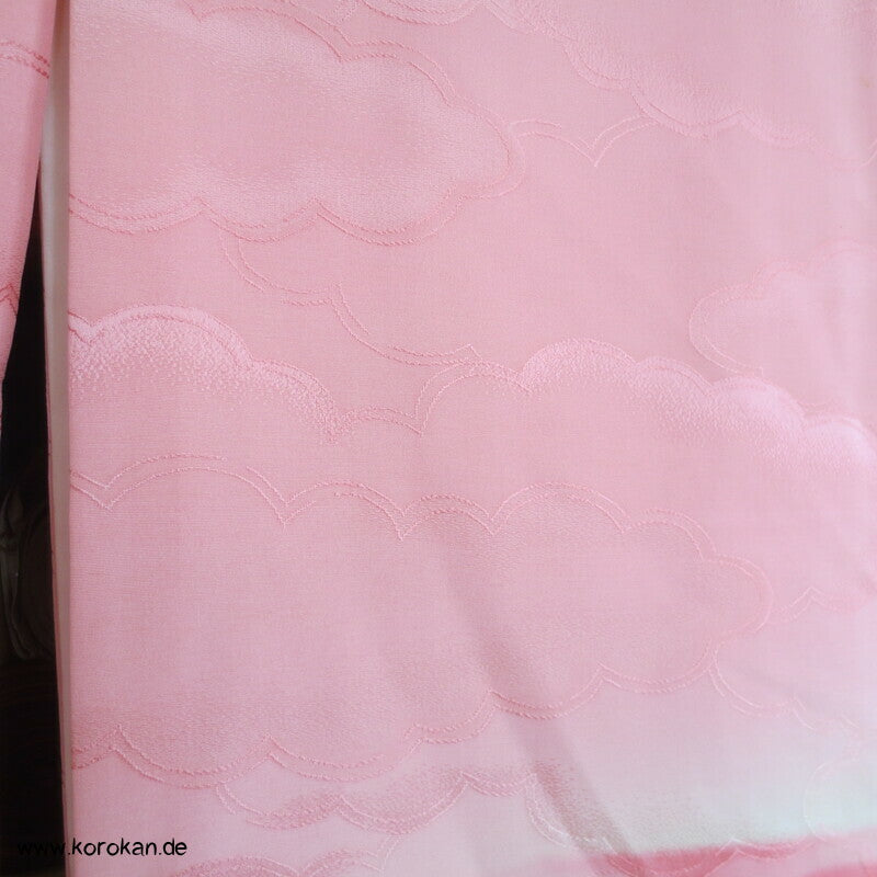 gewebte und gemalte Wolken Morgenröte Seidendamast Furisode Kimono