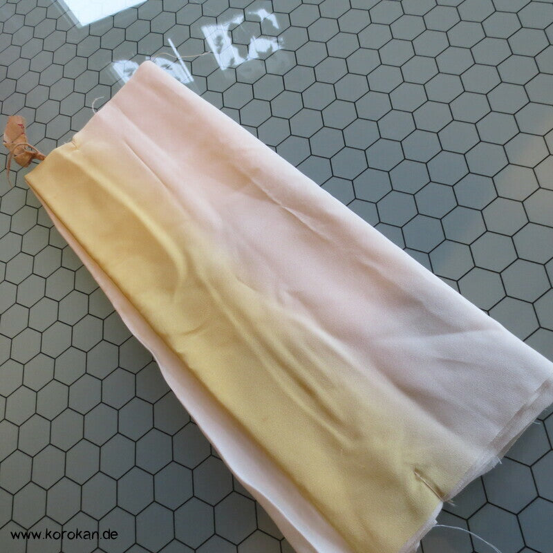 Bokashi gelb, Seidencrepe Araihari Hakkake