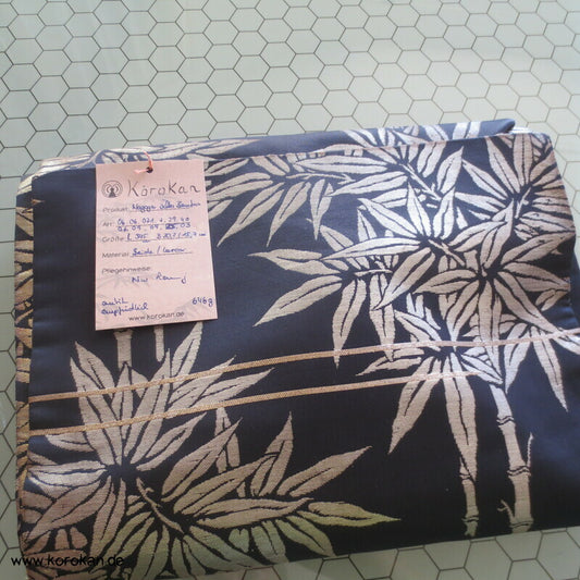 silberner Bambus auf mitternachtsblau Nagoya Obi