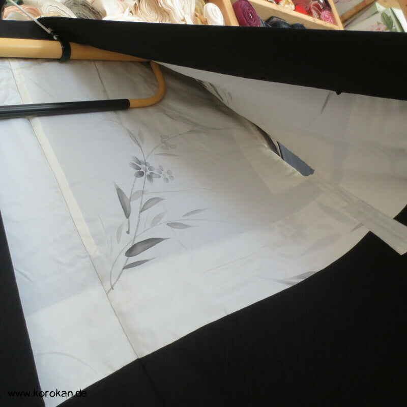 Trauerweidenzweige schwarze Haori