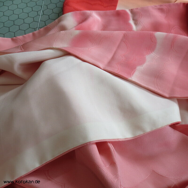 gewebte und gemalte Wolken Morgenröte Seidendamast Furisode Kimono