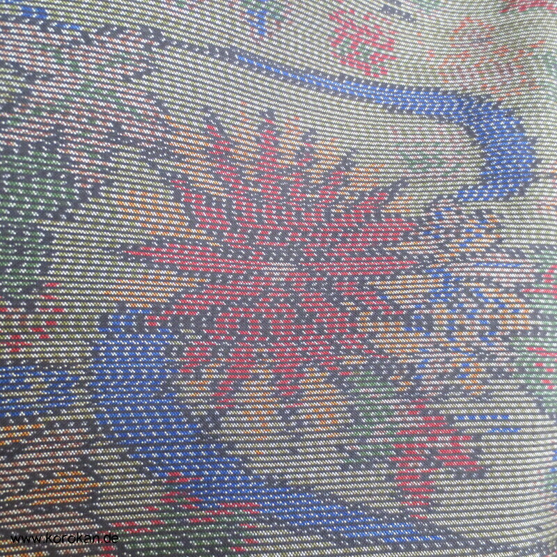Tsumugi Seiden Kasuri Blüten zwischen Flusswellen Kimono