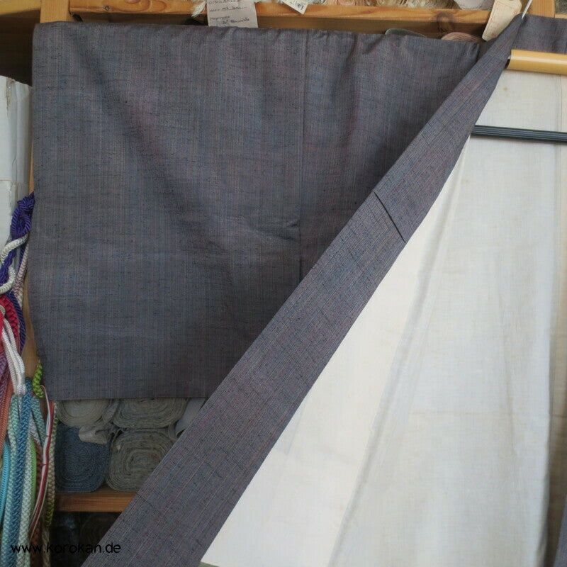 Tsumugi Seiden Kasuri Feinstreifen Bokashi Farbverlauf Kimono