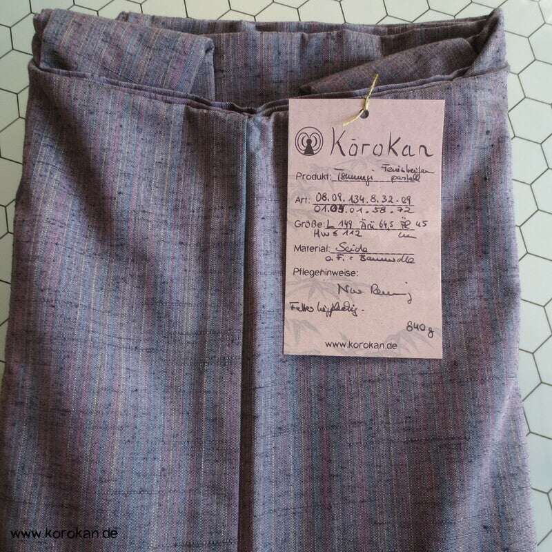 Tsumugi Seiden Kasuri Feinstreifen Bokashi Farbverlauf Kimono