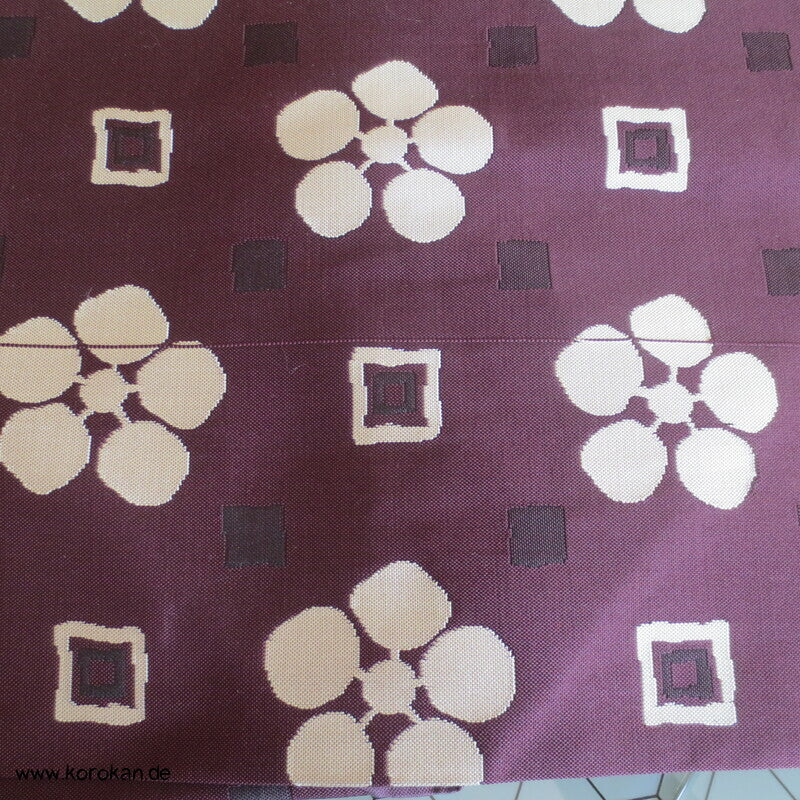 abstrakte Sakura Blüten, Quadrate Nagoya Obi