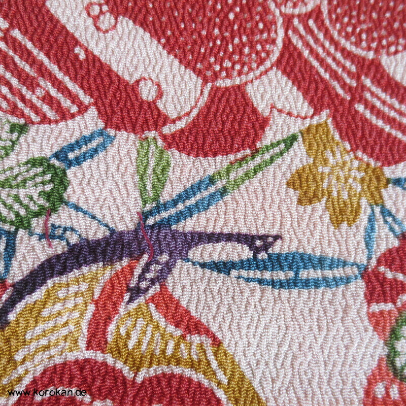 Araihari Kimono Chirimen Seidencrepe - klassische japanische Muster