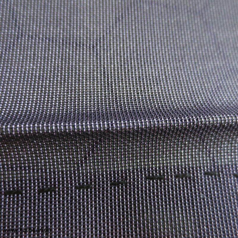 Felsengarten auf dunkellila Hitoe Kimono Seiden Sha Jacquard