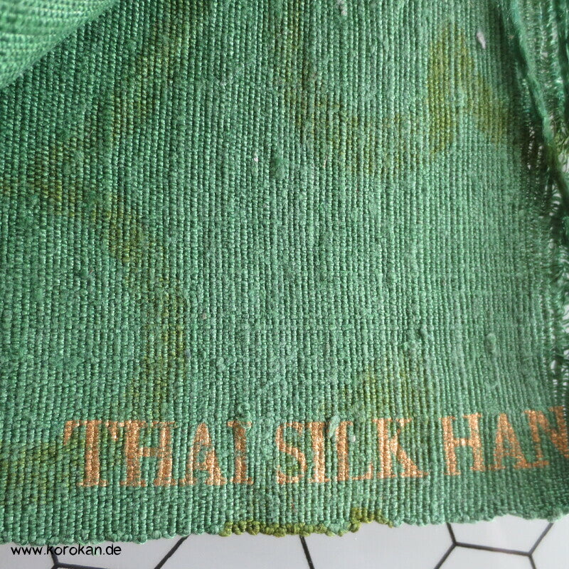 Thai Silk Bourette Seiden Stoff Pril Blumen in grün