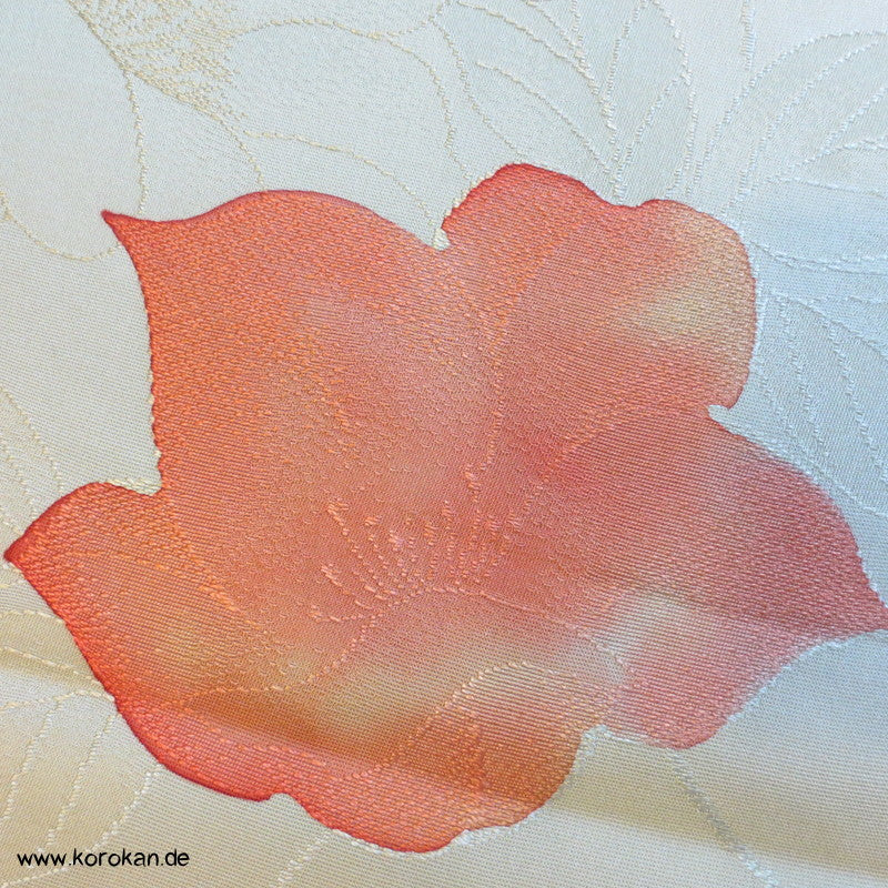 Blüten Kimono Seide - gewebte und gemalte