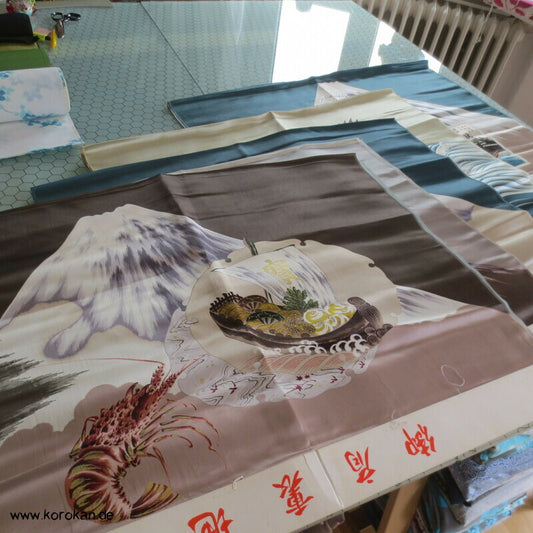 bemalter Seidensatin Haori Schulter Futter - Ebikrabbe