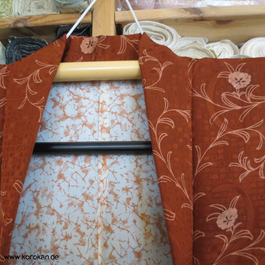 Arabesken Seidendamast Haori Kimono Jacke, kupfer