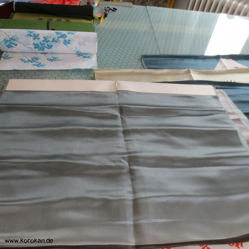 bemalter Seidensatin Haori Schulter Futter - Ebikrabbe