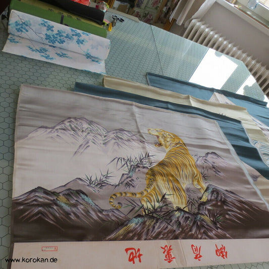 bemalter Seidensatin Haori Schulter Futter - Tiger