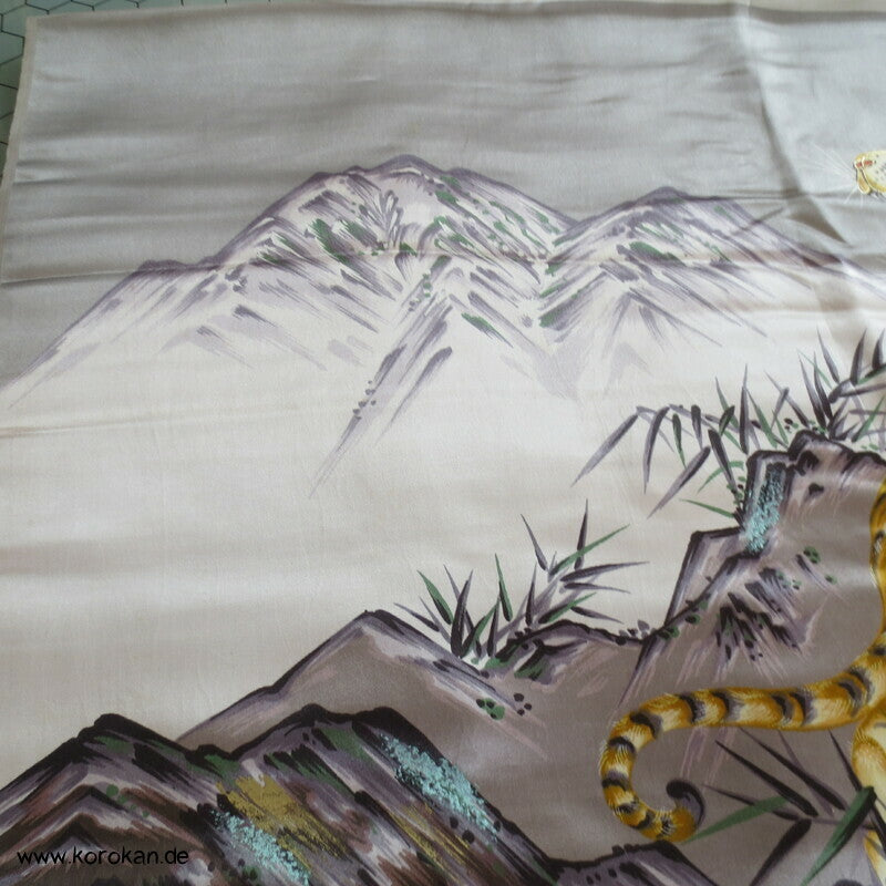 bemalter Seidensatin Haori Schulter Futter - Tiger