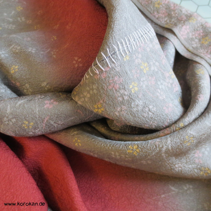 Araihari Homongi Kimono Millefleur Seidendamast mit Farbverlauf