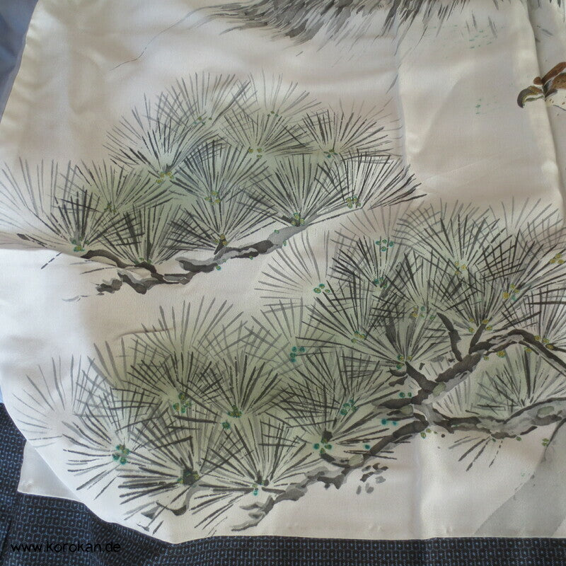 Kimono und Haori Set in blau schwarzer Kasuri Kikko Tsumugi Seide, Falke