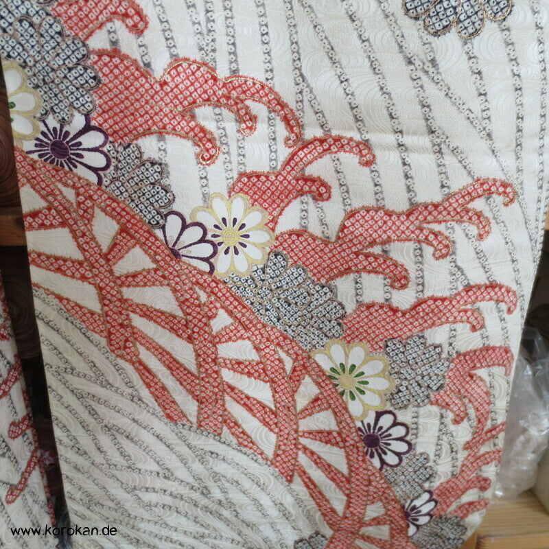 Genji Guruma Wasserräder antiker Furisode Seidendamast Kimono