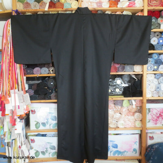 schwarzer Iromuji Kimono reine 120'er Cool Wool Schurwolle, Anfertigung