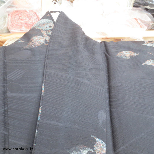 gewebtes glitzerndes Blütenmuster Omeshi Urushi Komon Kimono