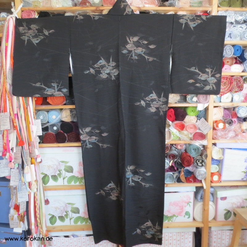 gewebtes glitzerndes Blütenmuster Omeshi Urushi Komon Kimono