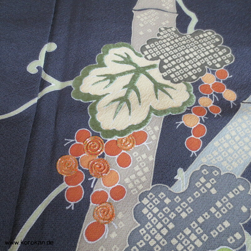 Weinblätter und Trauben, Bambus Homongi Kimono