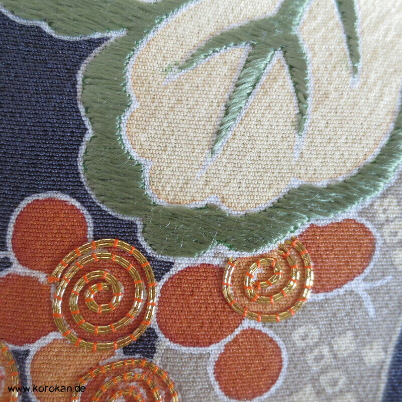 Weinblätter und Trauben, Bambus Homongi Kimono