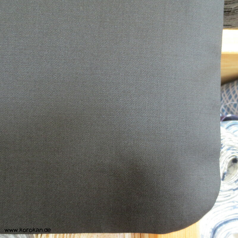 schwarzer Iromuji Kimono reine 120'er Cool Wool Schurwolle, Anfertigung
