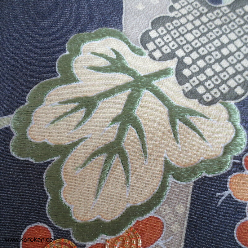 Weinblätter und Trauben, Bambus Homongi Kimono