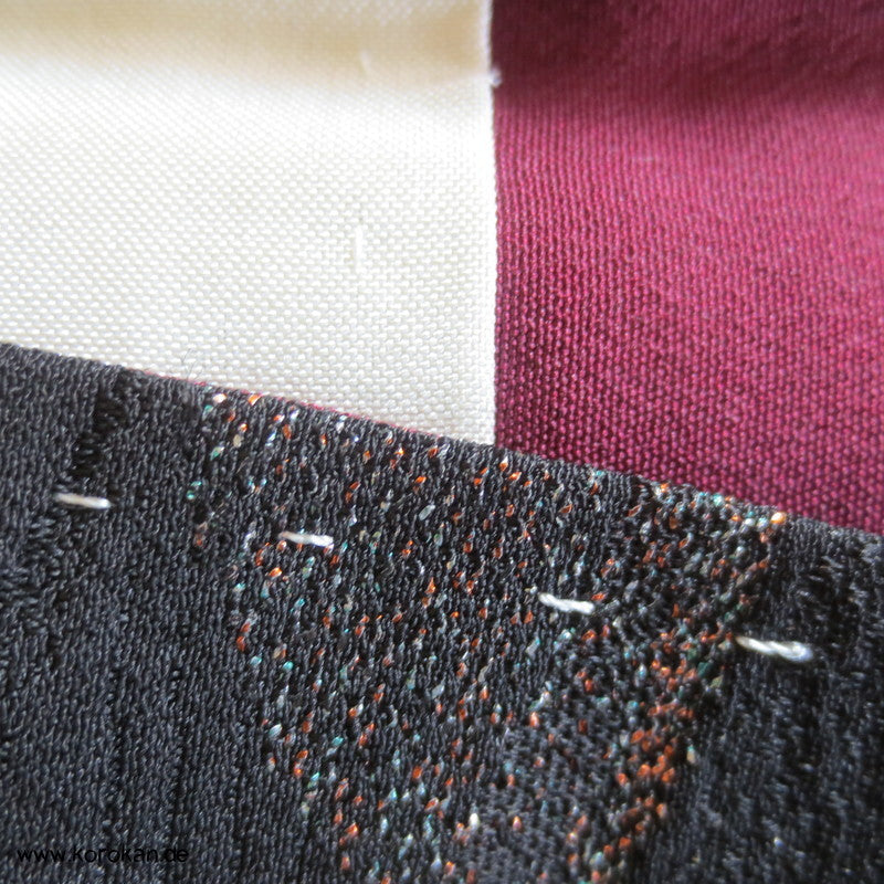 gewebtes glitzerndes Blütenmuster Omeshi Urushi Komon Kimono