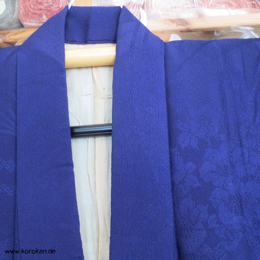 gewebte Fächer und Blüten, veilchenblauer Seidendamast Iromuji Kimono