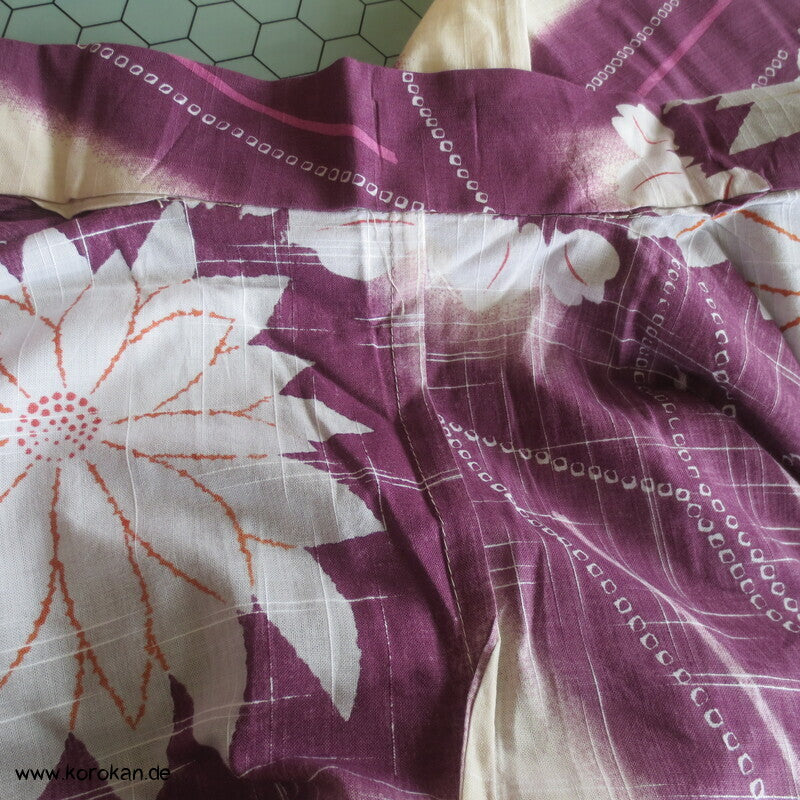 Yukata Baumwoll Kimono Chrysanthemen und Pfeilfedern