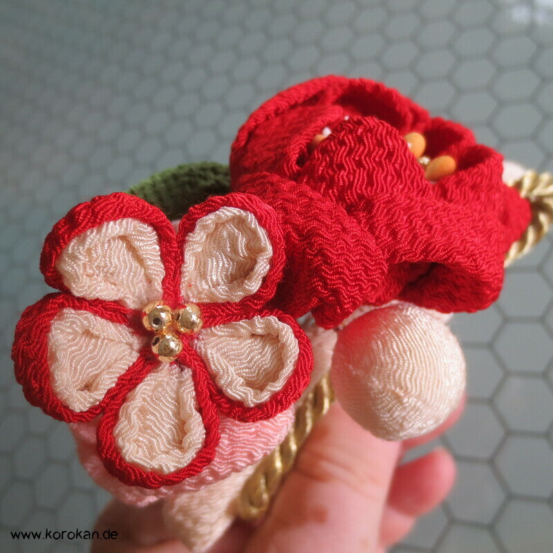 japanischer Kanzashi Haarkamm - Fascinator, Blüten Kordel rot gold