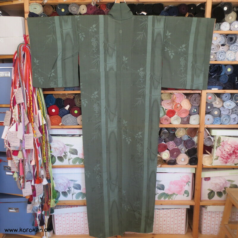 gewebter Bambus Seidendamast, rotes Futter Iromujji Komon Kimono