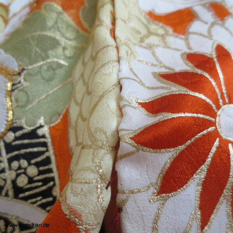 destroyed Heritage, ganz viel Gold Kakeshita Furisode Seidenbrokat Kimono