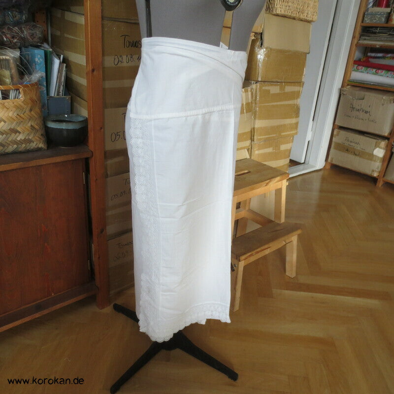 Susoyoke Kimono Wickelunterrock mit Spitzenrand