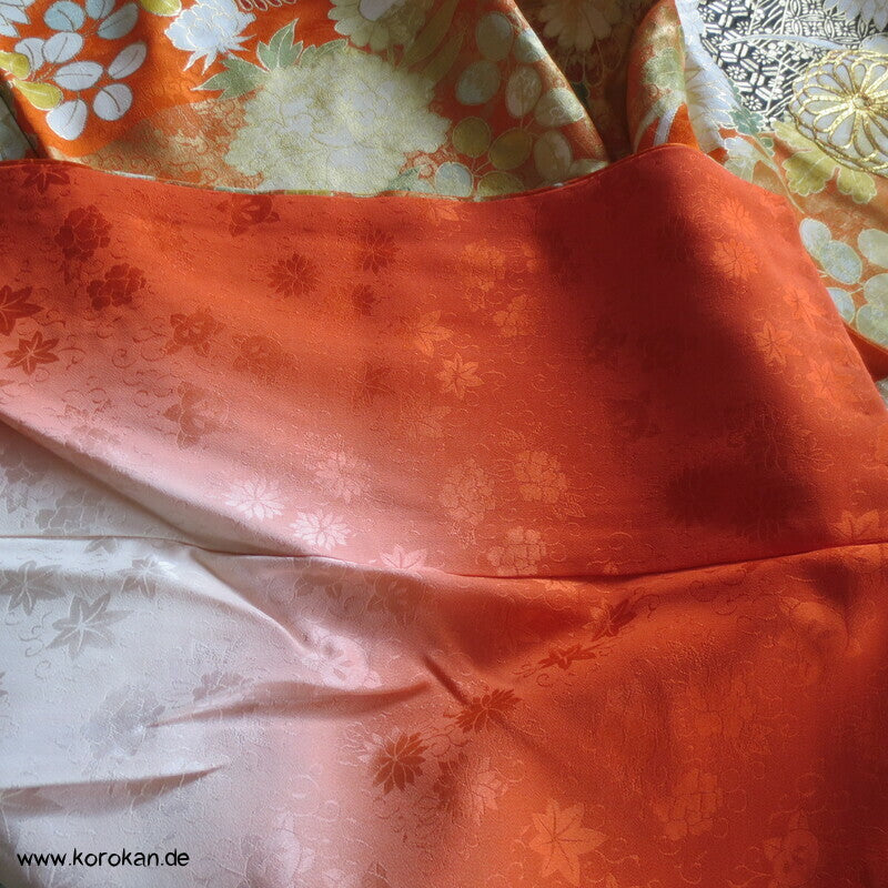 destroyed Heritage, ganz viel Gold Kakeshita Furisode Seidenbrokat Kimono