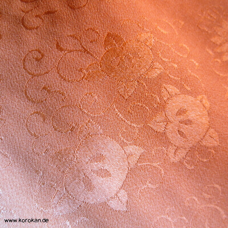 destroyed Heritage, ganz viel Gold Kakeshita Furisode Seidenbrokat Kimono