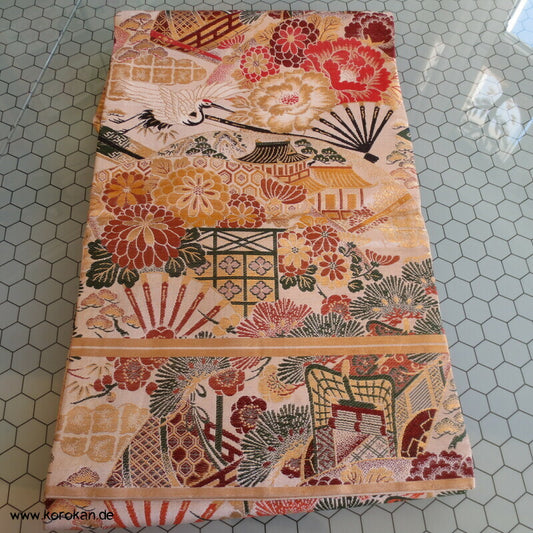 Nagoya Obi klassische Motive, Kranich, Kiku, Pinie, etc...