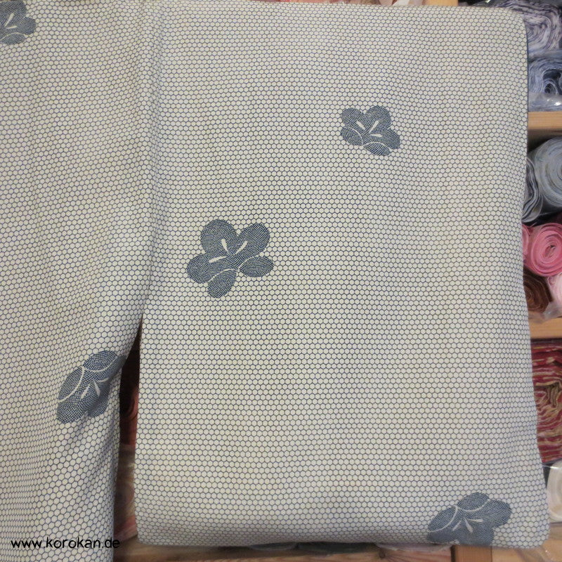 Bienenwabenmuster und Blüten Seidencrepe Komon Kimono