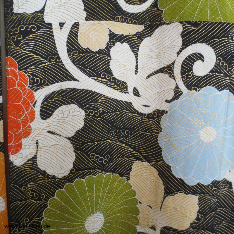 Chrysanthemen und goldene Wellen auf schwarz Seidendamast Furisode Kimono