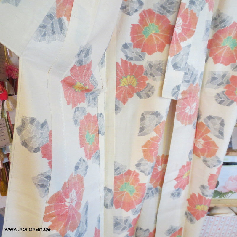 Weihnachtssterne Hitoe Kimono, Kasuri Tsumugi Seide