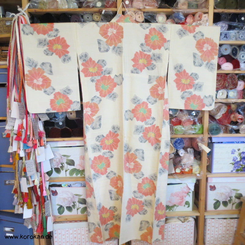 Weihnachtssterne Hitoe Kimono, Kasuri Tsumugi Seide